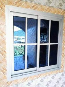 fenêtre sur mesure à Saint-Christophe-des-Bois